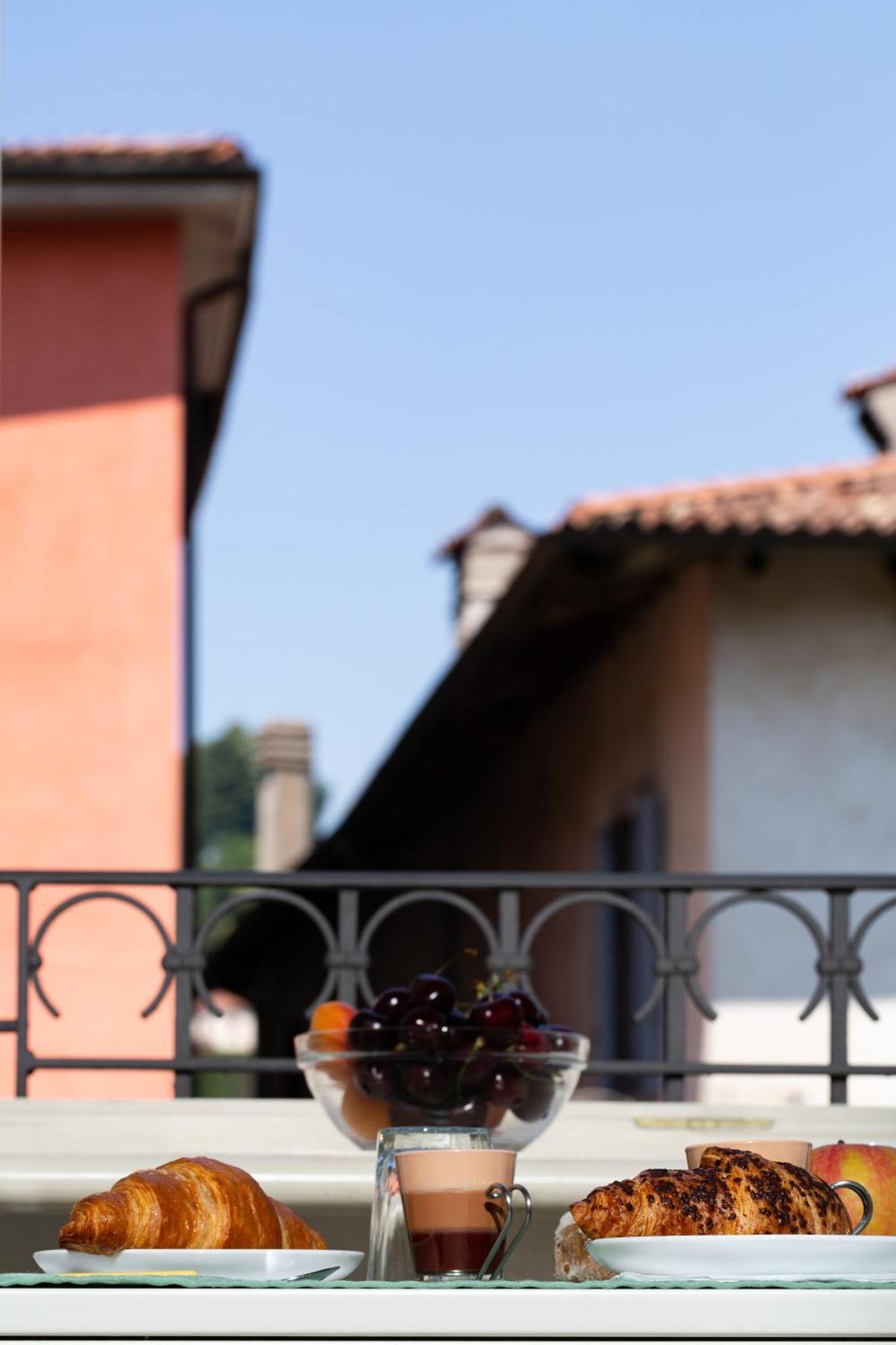 La Castellana Apartment Bergamo Luaran gambar