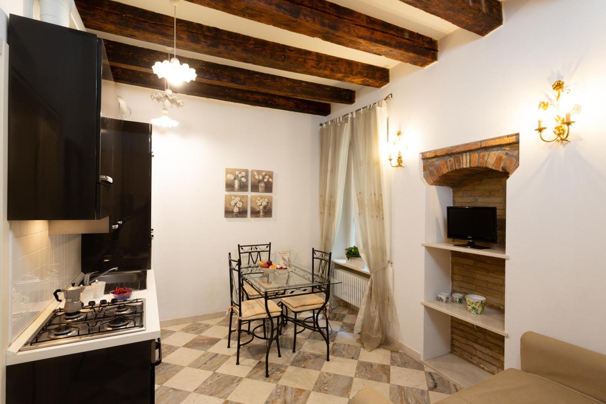 La Castellana Apartment Bergamo Luaran gambar
