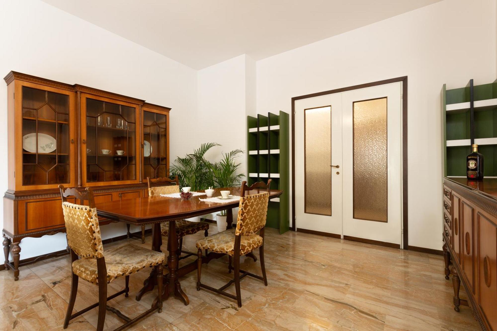 La Castellana Apartment Bergamo Luaran gambar
